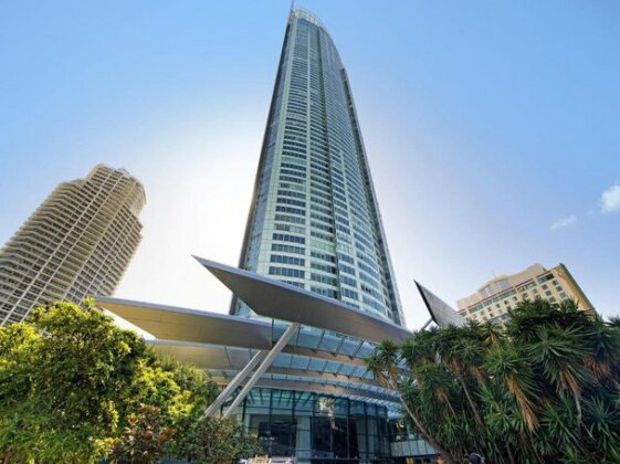 Private 2 Bed Ocean View in Q Surfers Paradise