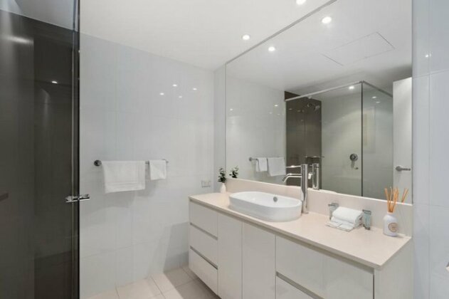 Private Luxury Apartments on Surfers Paradise Boulevard - Photo5