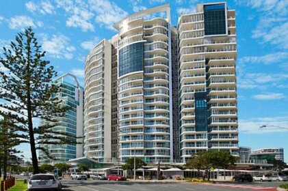 Reflections Tower 2 Unit 304 - Beachfront views and a great location Wi-Fi included