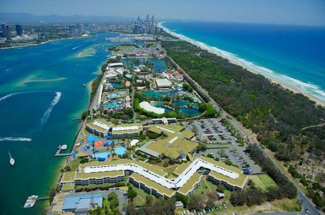 Sea World Resort & Water Park - Photo2