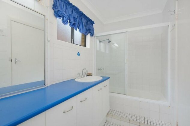 Springtide Unit 2 - Right on the beach with ocean views - Photo4