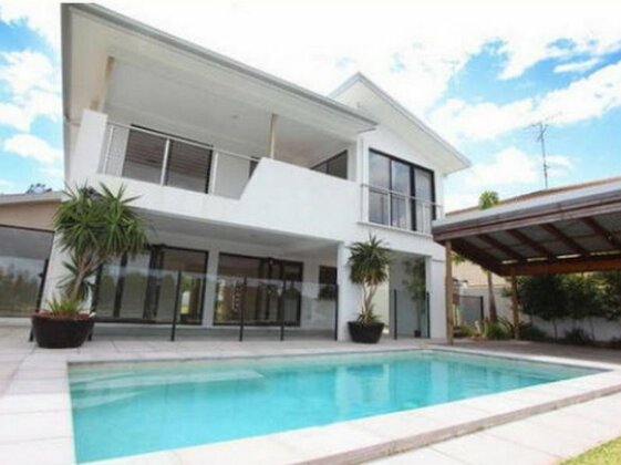 Summer House Holiday Home Surfers Paradise - Photo4