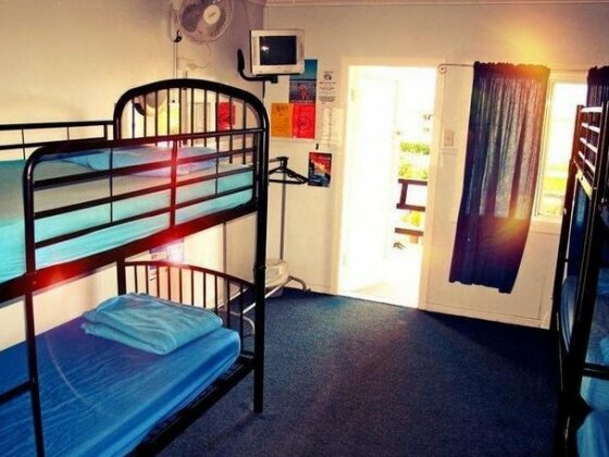 Surf N Sun Beachside Backpackers - Photo4