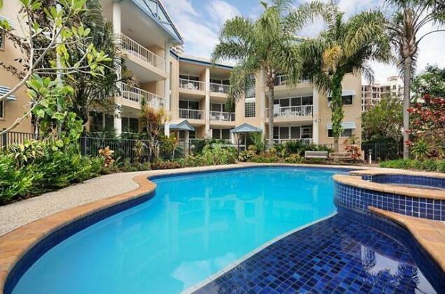 Surfers Beach Holiday Apartments - Photo5