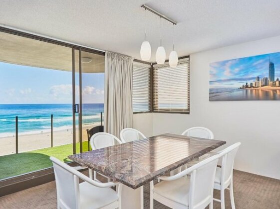 The Premiere Apartments - Photo2