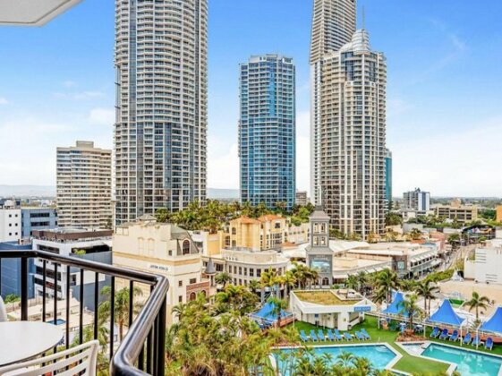 View - In Heart of Surfers Paradise - Photo5