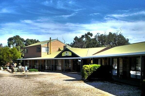 Mountain View Motor Inn & Holiday Lodges