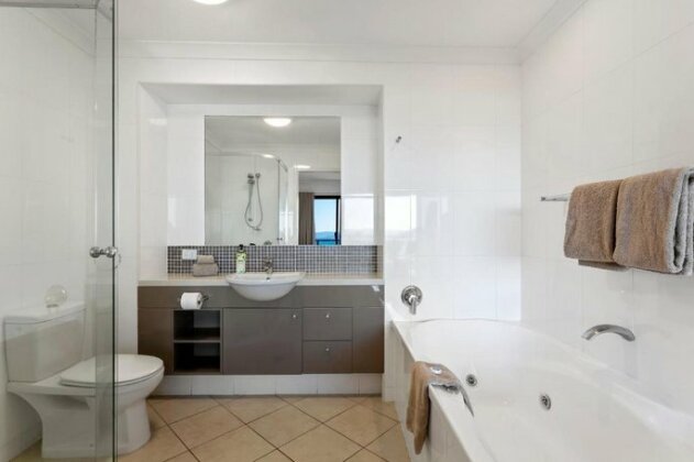 Shorelines 23 On Hamilton Island - Photo3