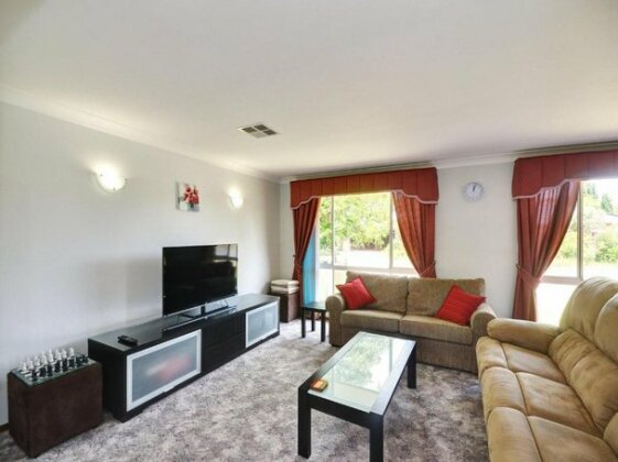 Pet Friendly - Family Holiday Home - Pets Welcome - Photo2