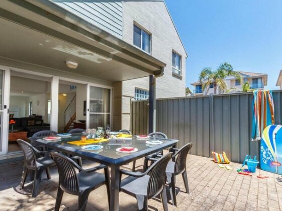 Seachange Townhouse 4 - Photo3