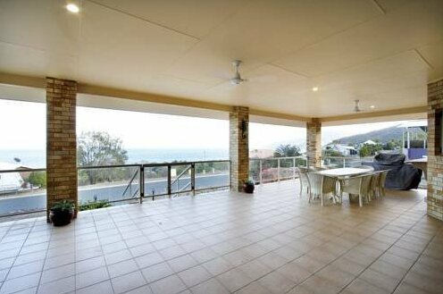 Island View Hideaway - Photo5
