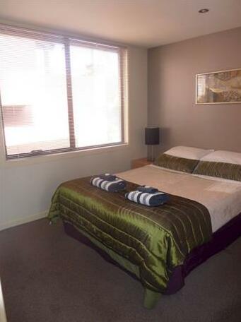 Flinders Lane Holiday Apartments - Photo5