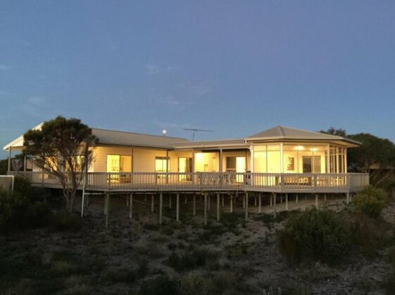 White Sands Holiday Retreat