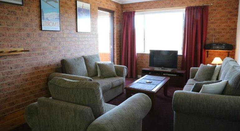 Aspen Court 5 - Photo2