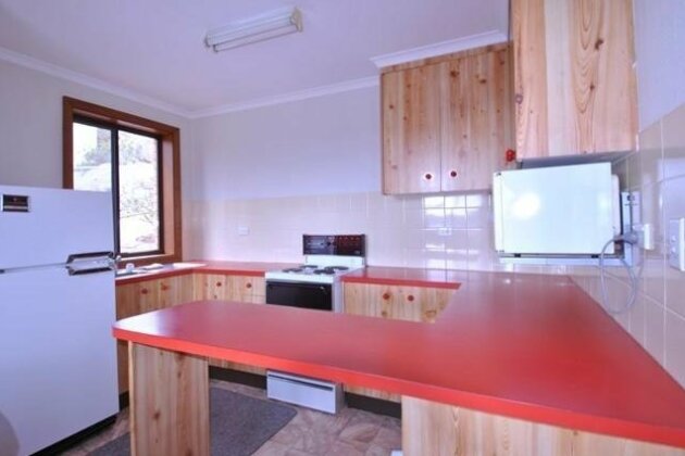 Brown House 2 - Photo3