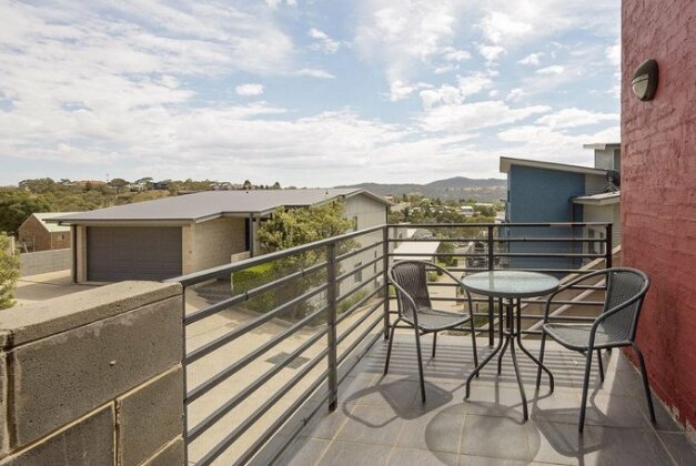 Eclipse 5- Spacious Townhouse - Photo3