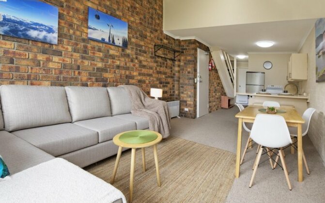 Ellswood 9 - Photo5