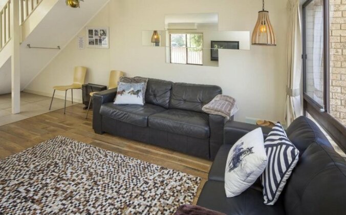 Lakeside Townhouse - Photo3