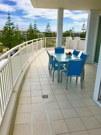 Resort Ocean Front Suite 2222 - Photo3