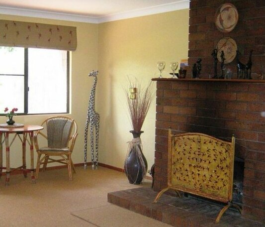 Gumtree on Gillies Bed and Breakfast - Photo2