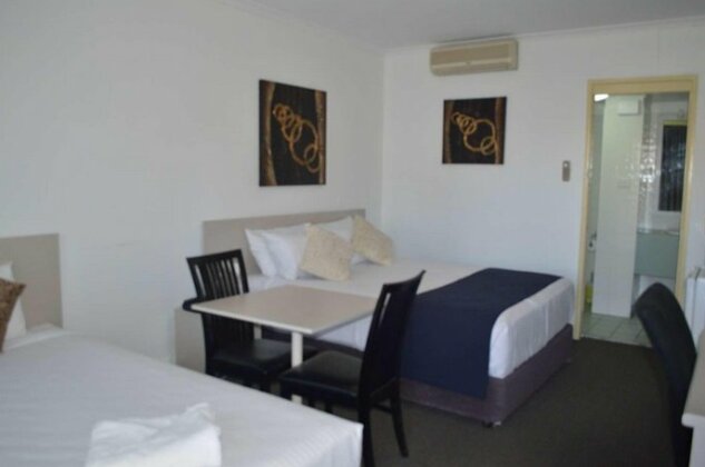 Karinga Motel SureStay Collection by Best Western - Photo3