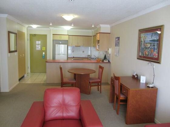 Springwood Tower Apartment Hotel - Photo4