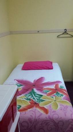 Gecko's Rest Budget Accommodation & Backpackers - Photo3