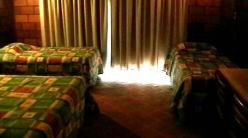 Malanda Lodge Motel - Photo4