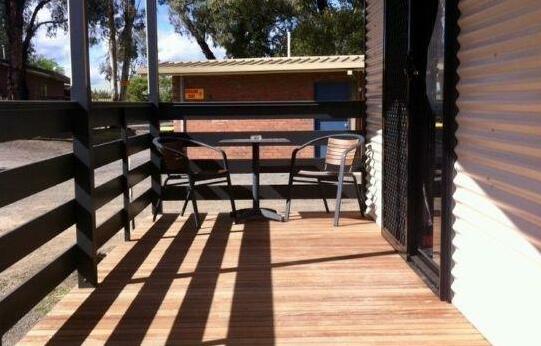 Golden Country Motel and Caravan Park - Photo3