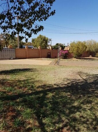 Meekatharra Outback Beach House - Photo5