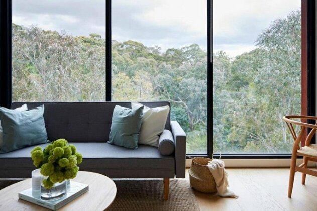2br Apt With Yarra River Views & Parking - Photo5
