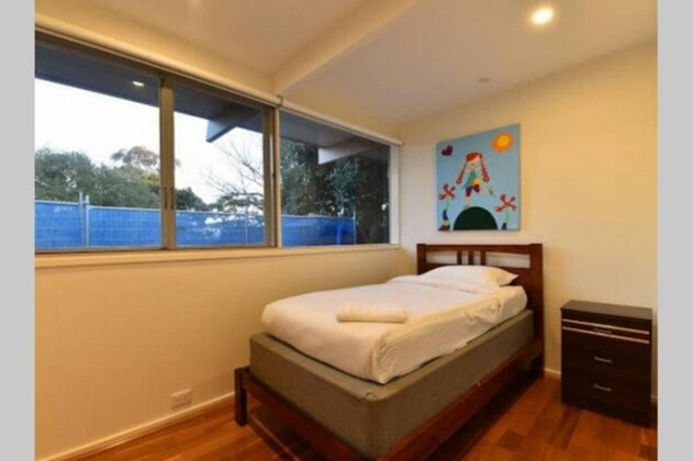 6 Bedroom Beautiful And Comfy Family House - Photo4