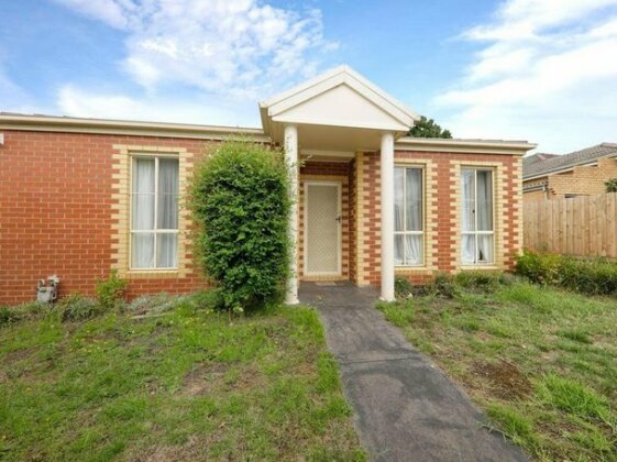 6 Can Stay Central Glen Waverley