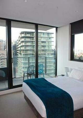 Apartments Melbourne Domain - St Kilda Road