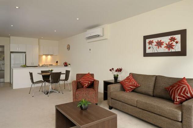 Astra Apartments Glen Waverley @Springvale RD - Photo3