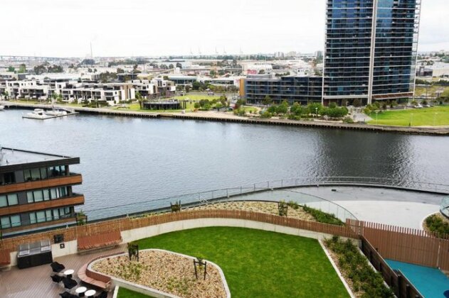 Auzzie Apartments Docklands Melbourne Melbourne