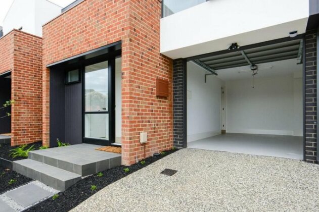 Boutique Stays - Murrumbeena Place 2