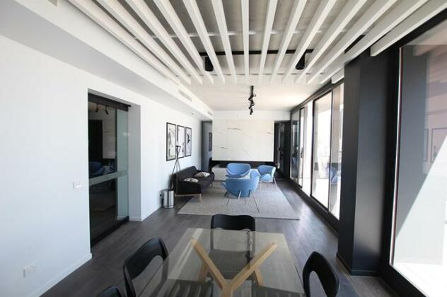 Carlson View Serviced Apartments - Photo3