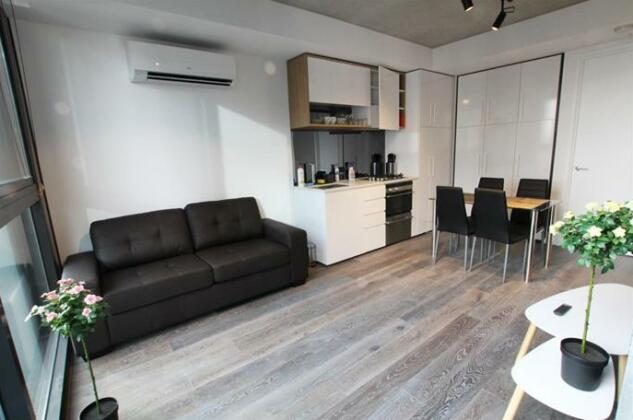 Carlson View Serviced Apartments - Photo4