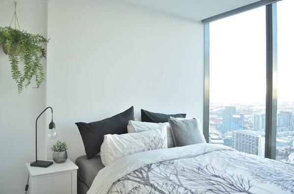 CBD Penthouse in the Sky - Photo3