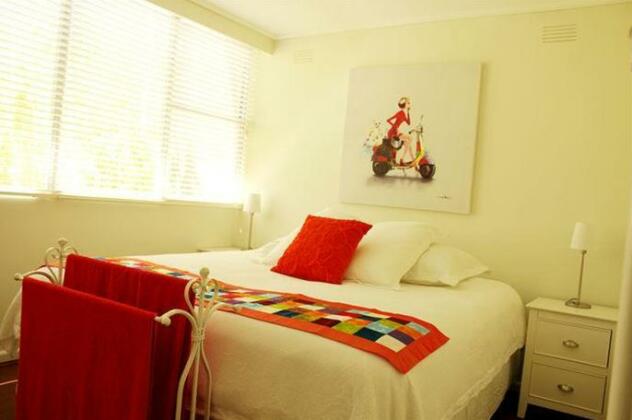 Colour Pop Fitzroy - 3 bedroom pet friendly - Photo2