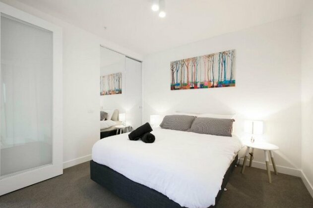 Complete Host Yarra House Apartments - Photo3