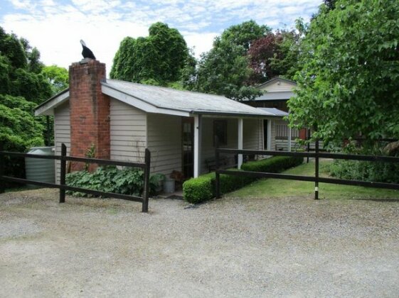 Dandenong Ranges Cottages