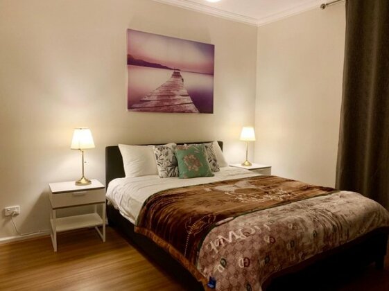Family home in Prime location Melbourne - Photo4