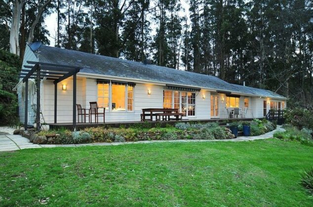 Hills Hermitage Bed & Breakfast - Photo2