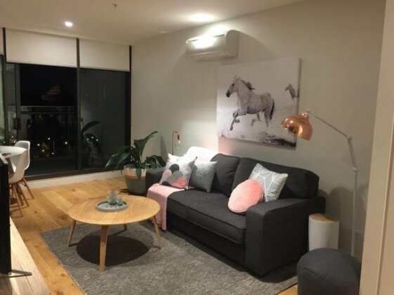 Melbourne Luxury Apartment - Photo2