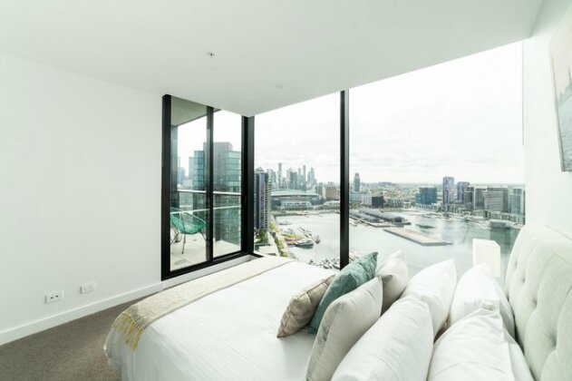 Melbourne Private Apartments - Collins Wharf Waterfront Docklands - Photo2