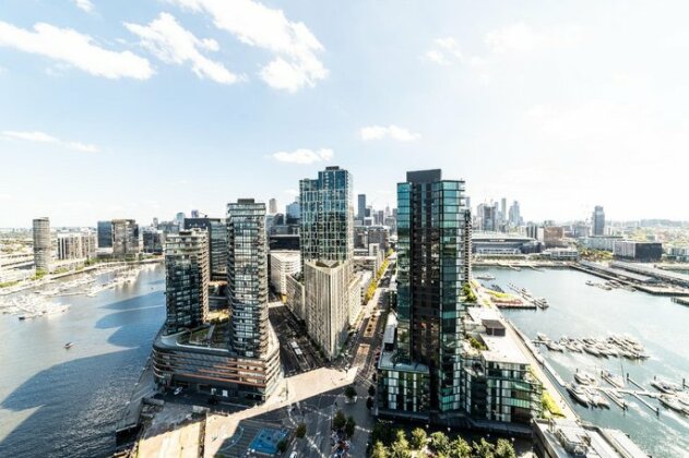 Melbourne Private Apartments - Collins Wharf Waterfront Docklands - Photo3