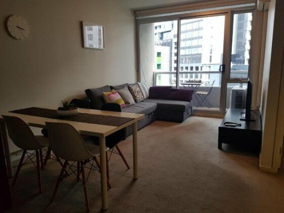 Modern CBD Apartment - Free Secure Parking and Wifi - Photo3