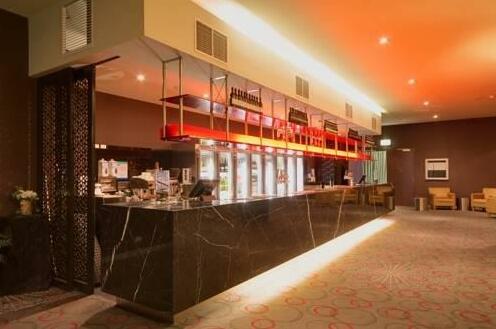 Quality Hotel Tabcorp Park - Photo5